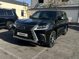 Lexus LX 570 2018 годаfor45 500 000 тг. в Шымкент