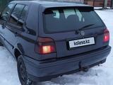 Volkswagen Golf 1998 года за 1 300 000 тг. в Есик – фото 5