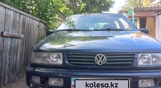 Volkswagen Passat 1995 года за 1 200 000 тг. в Караганда