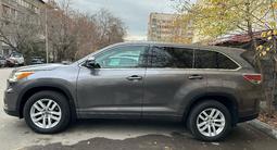 Toyota Highlander 2016 годаfor13 500 000 тг. в Алматы – фото 3