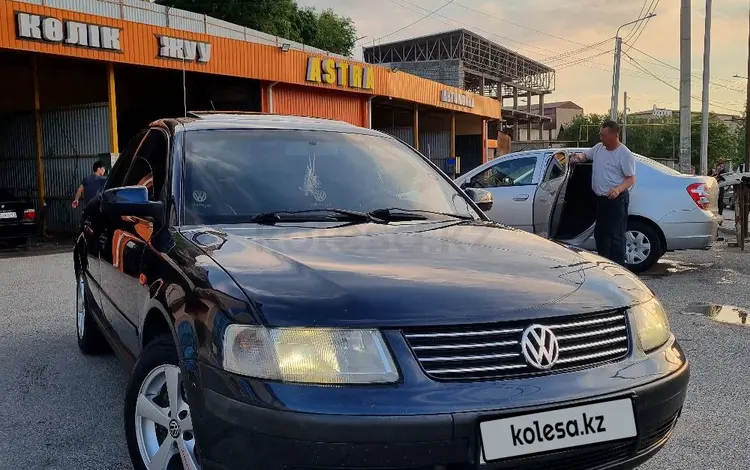 Volkswagen Passat 1996 годаfor2 200 000 тг. в Шымкент