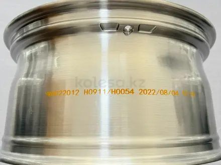 Оригинальные диски R20 на Mercedes Maybach за 950 000 тг. в Алматы – фото 5