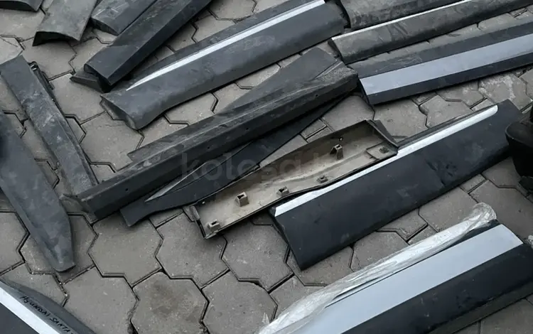 Накладки на двери Hyundai Tucson, KiA sorento, Cherry tiggo за 15 000 тг. в Караганда