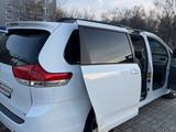 Toyota Sienna 2010 года за 13 500 000 тг. в Тараз – фото 4