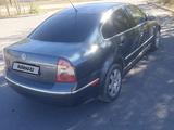 Volkswagen Passat 2002 годаүшін1 800 000 тг. в Караганда