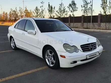 Mercedes-Benz C 240 2001 года за 3 300 000 тг. в Алматы