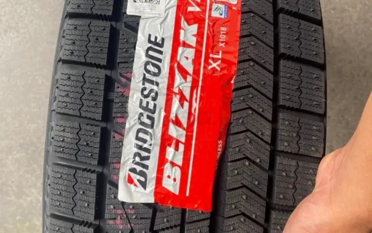 215-50-17 Bridgestone Blizzak VRX за 68 000 тг. в Алматы