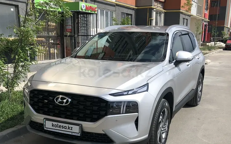 Hyundai Santa Fe 2022 года за 17 250 000 тг. в Алматы