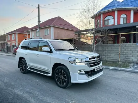 Toyota Land Cruiser 2011 года за 18 500 000 тг. в Алматы