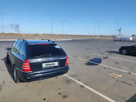 Mercedes-Benz C 200 2001 года за 3 300 000 тг. в Караганда – фото 3