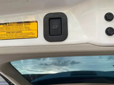 Toyota Sienna 2012 года за 14 300 000 тг. в Алматы – фото 18