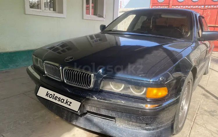 BMW 740 1998 годаүшін3 200 000 тг. в Сарыкемер