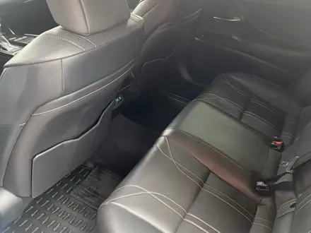 Lexus ES 250 2019 года за 22 500 000 тг. в Атырау – фото 7
