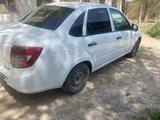 ВАЗ (Lada) Granta 2190 2013 годаүшін3 800 000 тг. в Атырау – фото 2