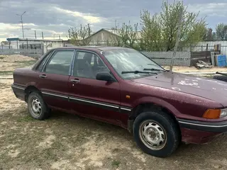 Mitsubishi Galant
