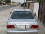 Mercedes-Benz E 230 1995 года за 1 700 000 тг. в Жанаозен – фото 3