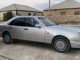 Mercedes-Benz E 230 1995 года за 1 700 000 тг. в Жанаозен – фото 4