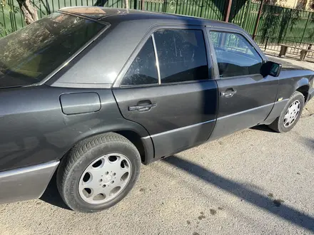 Mercedes-Benz E 200 1992 года за 1 300 000 тг. в Кызылорда