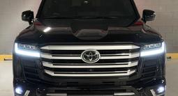 Toyota Land Cruiser 2021 года за 54 000 000 тг. в Астана