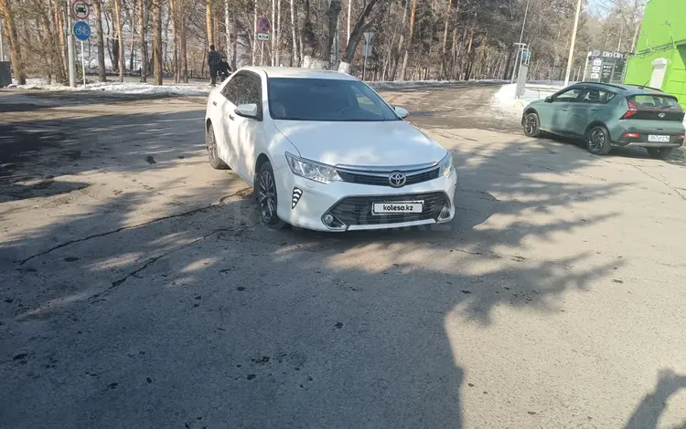 Toyota Camry 2015 годаүшін9 900 000 тг. в Павлодар