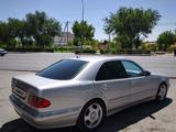 Mercedes-Benz E 320 1999 годаfor5 950 000 тг. в Шымкент – фото 2