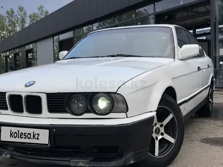 BMW 520 1988 года за 1 050 000 тг. в Павлодар