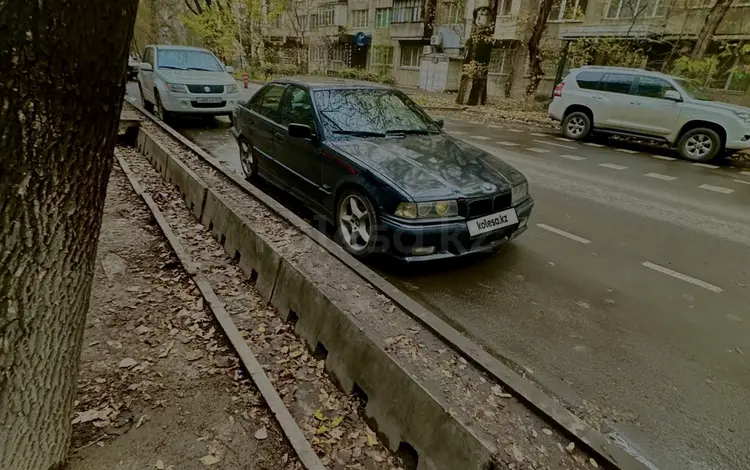 BMW 320 1993 годаүшін600 000 тг. в Алматы