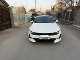 Kia K5 2021 года за 13 800 000 тг. в Алматы