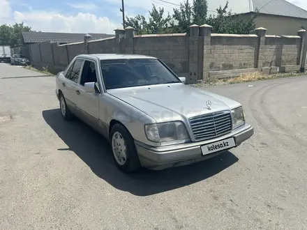 Mercedes-Benz E 280 1994 года за 1 600 000 тг. в Шымкент – фото 2