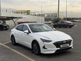 Hyundai Sonata 2022 года за 12 000 000 тг. в Алматы – фото 4