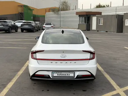 Hyundai Sonata 2022 года за 12 000 000 тг. в Алматы – фото 7
