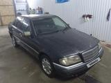 Mercedes-Benz C 180 1994 года за 700 000 тг. в Семей – фото 3