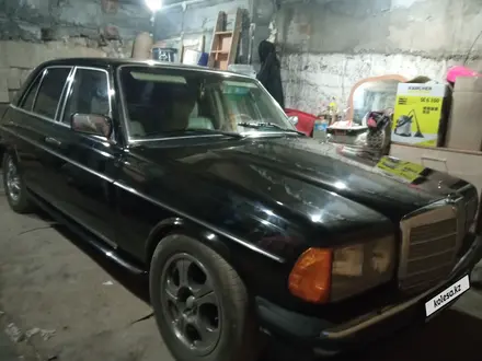 Mercedes-Benz E 300 1981 года за 4 000 000 тг. в Сатпаев – фото 8