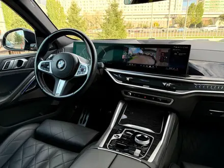 BMW X6 XDrive 40i 2024 года за 53 000 000 тг. в Астана – фото 15