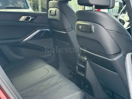 BMW X6 XDrive 40i 2024 года за 53 000 000 тг. в Астана – фото 13