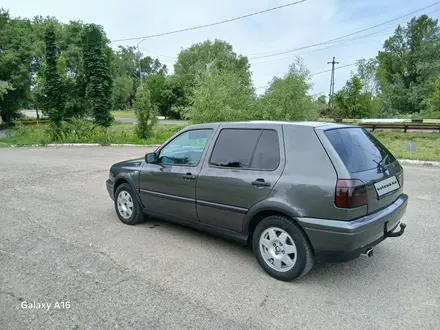 Volkswagen Golf 1997 года за 1 300 000 тг. в Алматы – фото 6