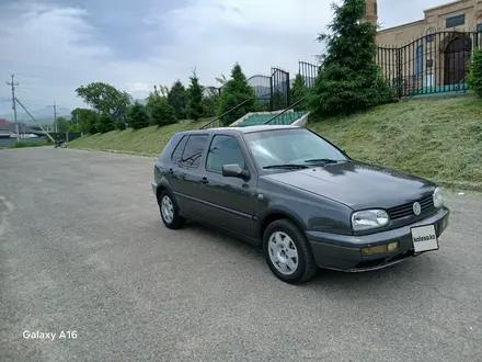 Volkswagen Golf 1997 года за 1 300 000 тг. в Алматы – фото 8