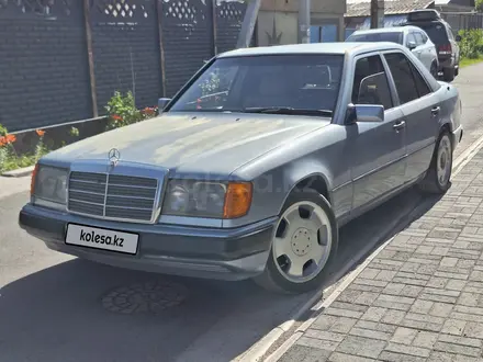Mercedes-Benz E 230 1992 года за 1 400 000 тг. в Тараз