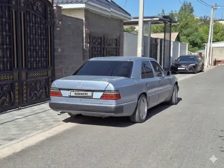 Mercedes-Benz E 230 1992 года за 1 400 000 тг. в Тараз – фото 7