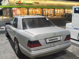 Mercedes-Benz E 280 1994 года за 1 300 000 тг. в Сарыагаш – фото 3