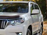 Toyota Land Cruiser Prado 2019 годаүшін27 700 000 тг. в Алматы – фото 4