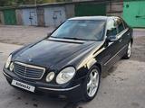 Mercedes-Benz E 240 2003 года за 4 500 000 тг. в Караганда