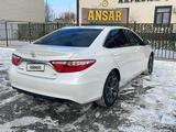 Toyota Camry 2015 года за 6 400 000 тг. в Актобе – фото 4