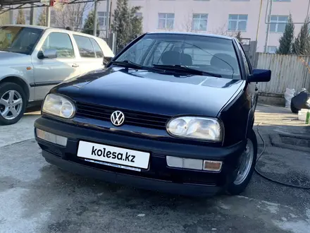 Volkswagen Golf 1994 годаүшін2 000 000 тг. в Талгар