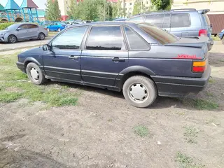 Volkswagen Passat, 1990