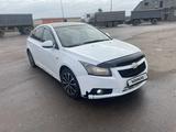 Chevrolet Cruze 2011 года за 2 800 000 тг. в Костанай – фото 2