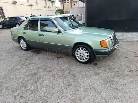 Mercedes-Benz E 230 1992 года за 1 200 000 тг. в Шымкент