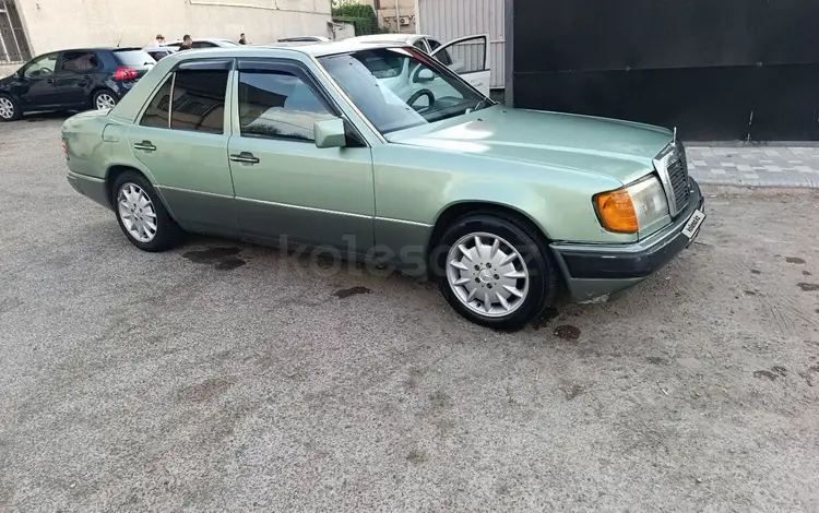 Mercedes-Benz E 230 1992 года за 1 200 000 тг. в Шымкент
