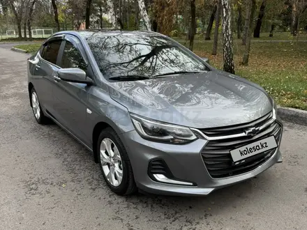 Chevrolet Onix 2024 года за 8 800 000 тг. в Алматы – фото 4