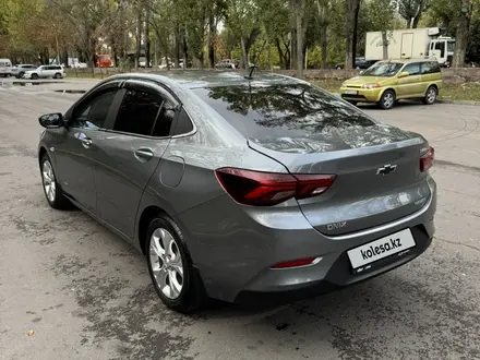 Chevrolet Onix 2024 года за 8 800 000 тг. в Алматы – фото 8